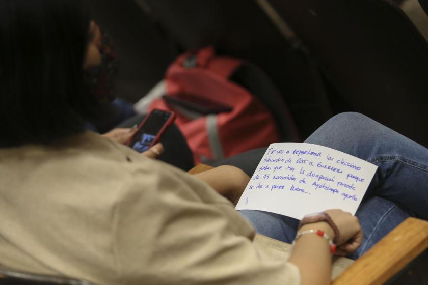 Ganadores del Premio Jalisco de Periodismo comparten experiencias con estudiantes del CUSur