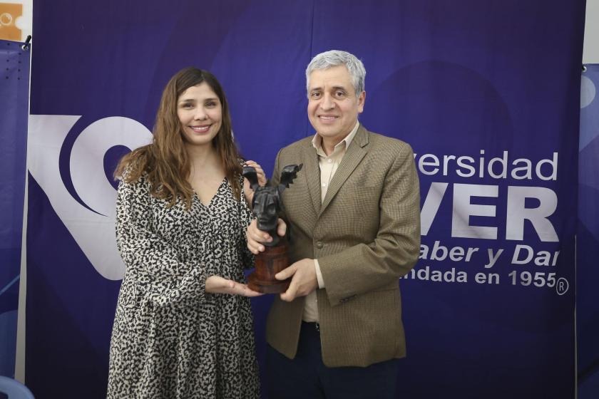 Imagen Recibe UdeG presidencia del Premio Jalisco de Periodismo 2023-7
